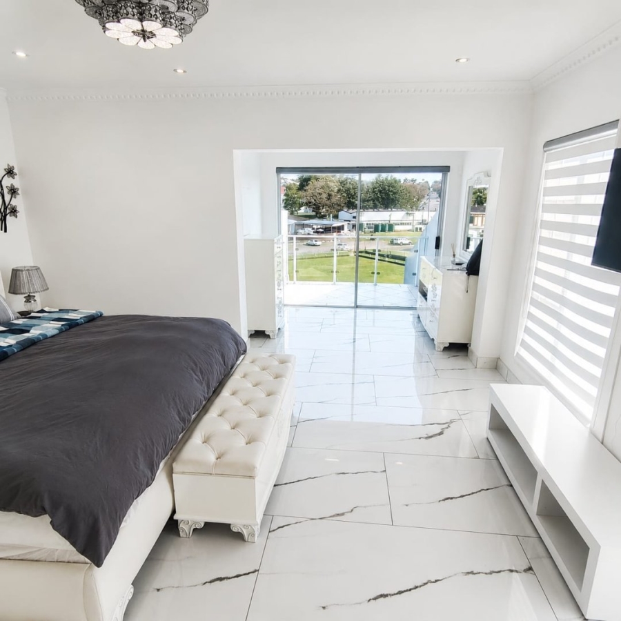 5 Bedroom Property for Sale in Selborne Eastern Cape